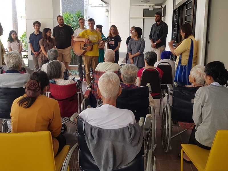 entertainment by vistors